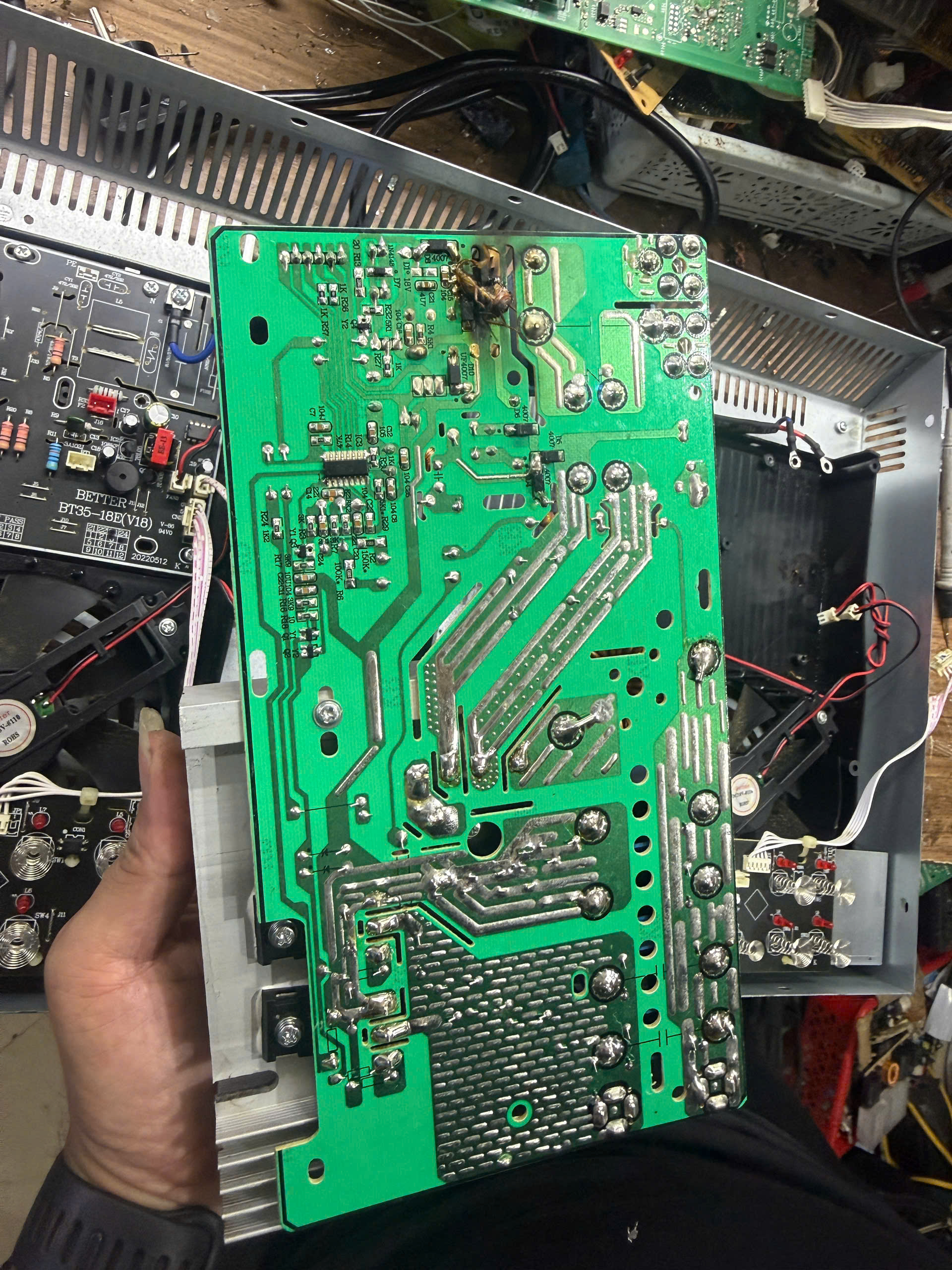 Cách Thay IGBT Của Bếp Từ Đúng Kỹ Thuật