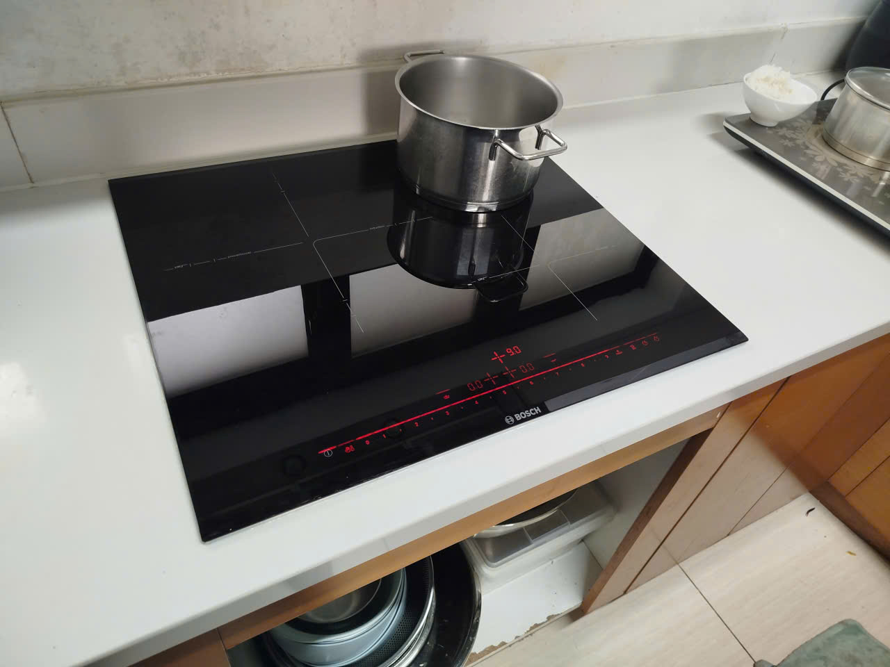 Sửa bếp từ báo lỗi E0
